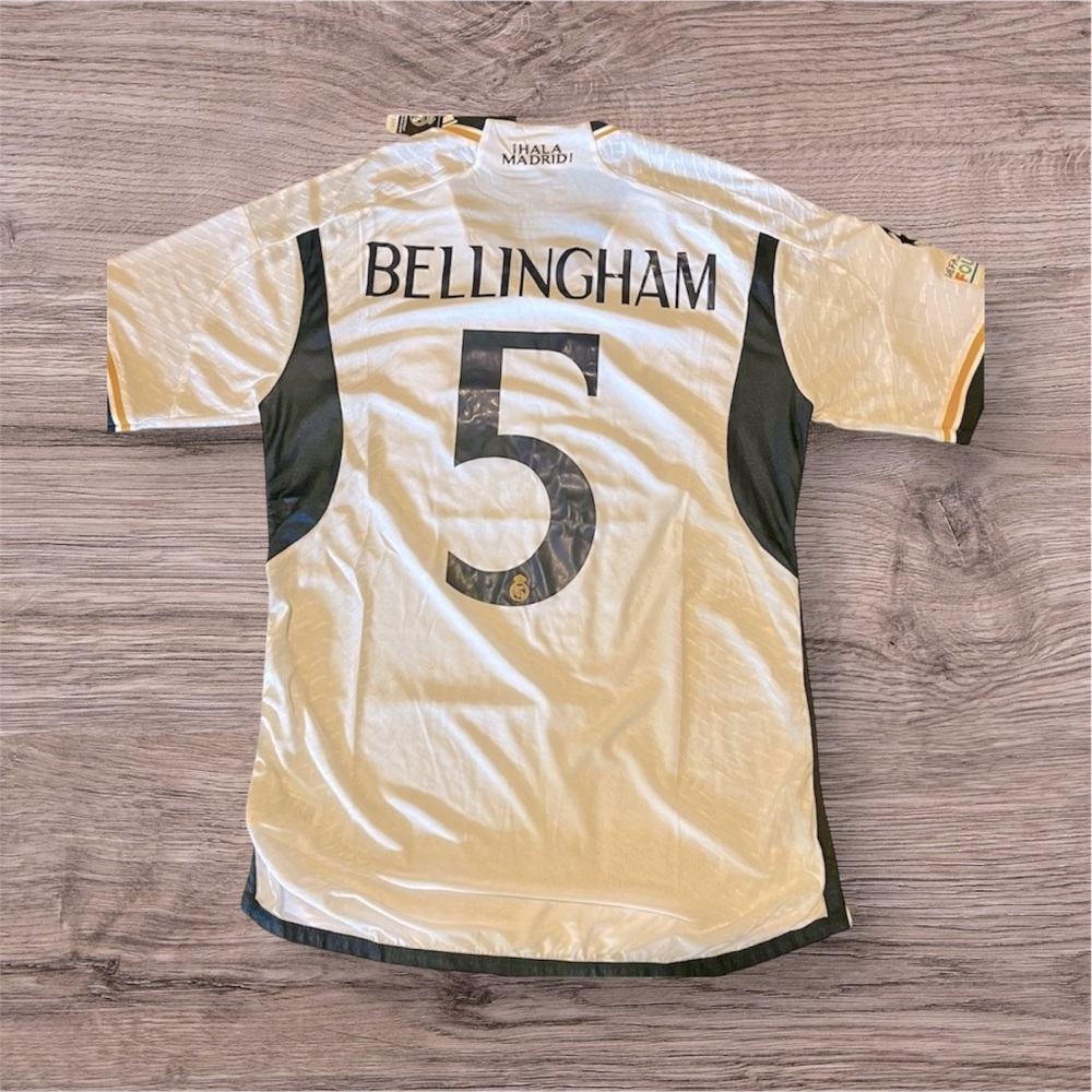 Bellingham Real Madrid Home Jersey 23/24 NWT 🔥⚽️ - Picture 2 of 2